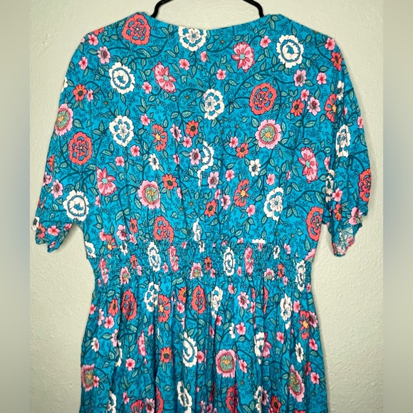 Vibrant Floral Dress - Picture 2 of 8